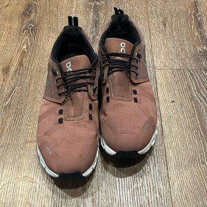 On cloud 5 waterproof — cocoa frost (discontinued color)